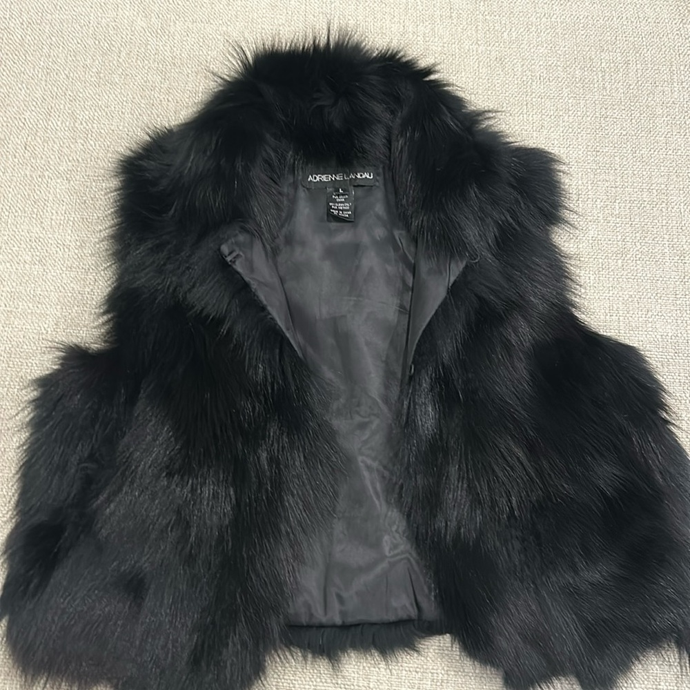 Adrienne Landau 100% fox fur black vest. Size large.